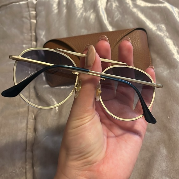 Authentic women’s ray bans - Picture 3 of 6